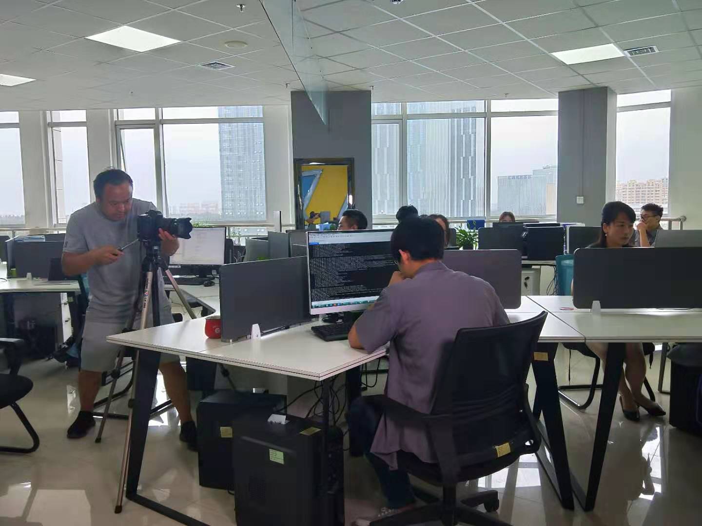 &#112;&#112;&#30005;&#23376;&#40;&#20013;&#22269;&#21306;&#41;&#23448;&#26041;&#32593;&#31449;
